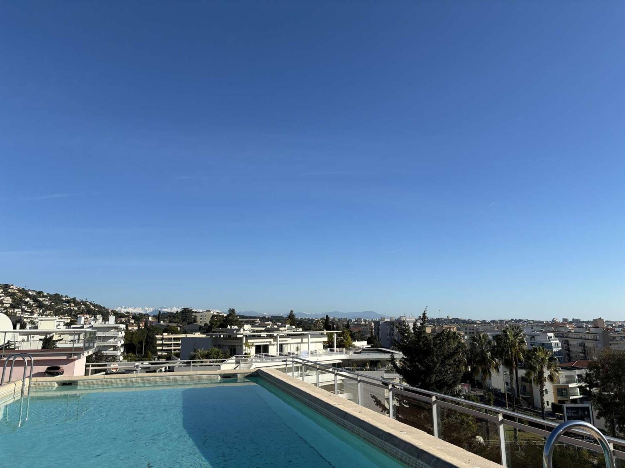 Studio Agreable Avec Loggia, Garage Et Plage A Proximite - 2 Couchages, Golfe-Juan - Fr-1-252-62 Bagian luar foto